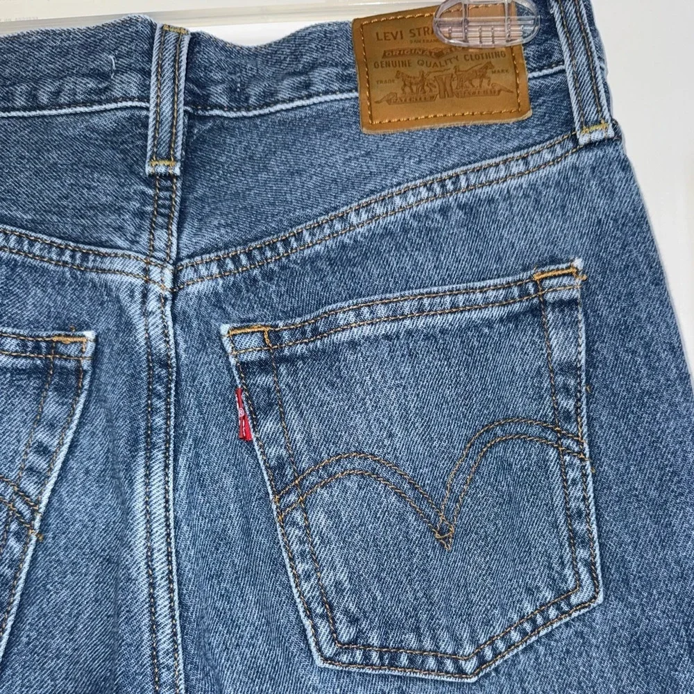 Levis ribcage wide leg jeans - Picture 2 of 7